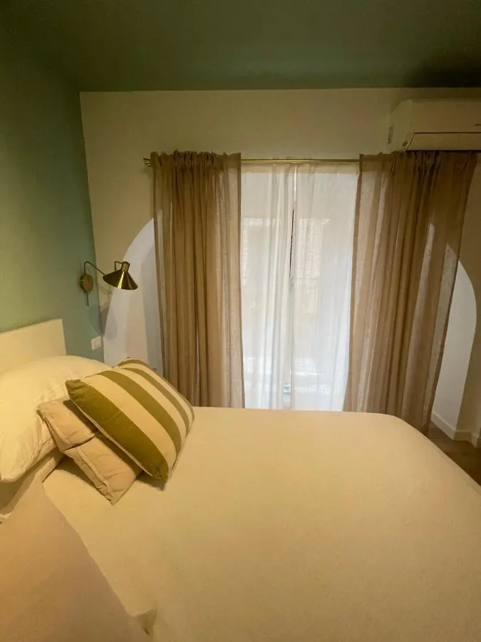 Buen Retiro 52 Apartment Naples 0*,